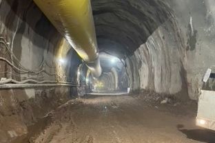 Tunnel mit Spritzbetonschale und Belüftung