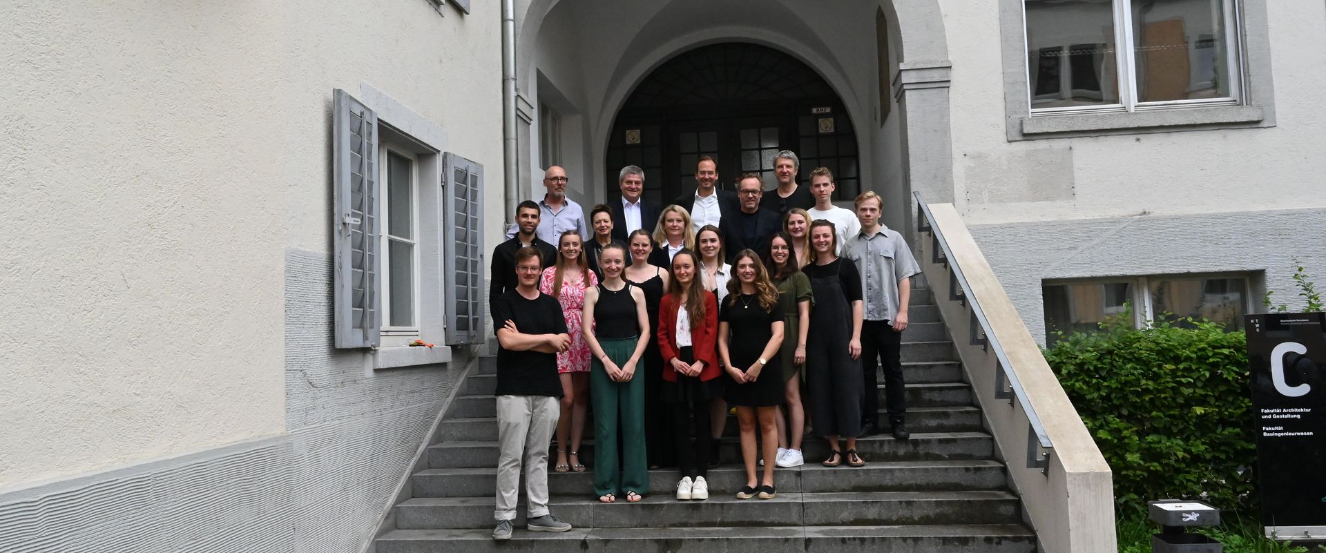 Masterabsolventin*innen des Sommersemesters 23 Masterabsolventin*innen des Sommersemesters 23
