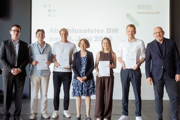Abschlussfeier BW_Offizieller Teil_Verleihung der Studienabschlussurkunden. Foto: Felix Stoffel.
