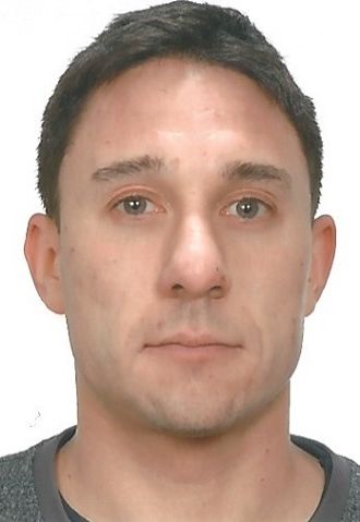 Nikolas Hör Nikolas Hör schaut den Betrachter an