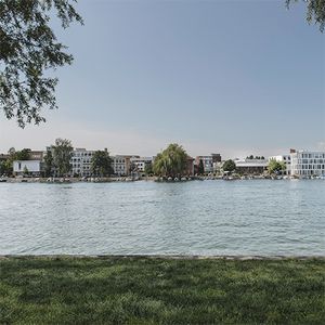 Hochschulansicht über den Rhein