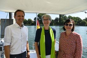 Das Bild zeigt Gunnar Schubert, Elke Zimmer und Sabine Rein auf der Solgenia