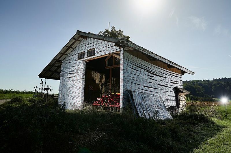 Foto einer kleinen Hütte.