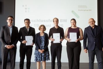Abschlussfeier BW_Offizieller Teil_Verleihung der Studienabschlussurkunden. Foto: Felix Stoffel.