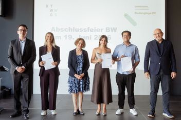 Abschlussfeier BW_Offizieller Teil_Verleihung der Studienabschlussurkunden. Foto: Felix Stoffel.