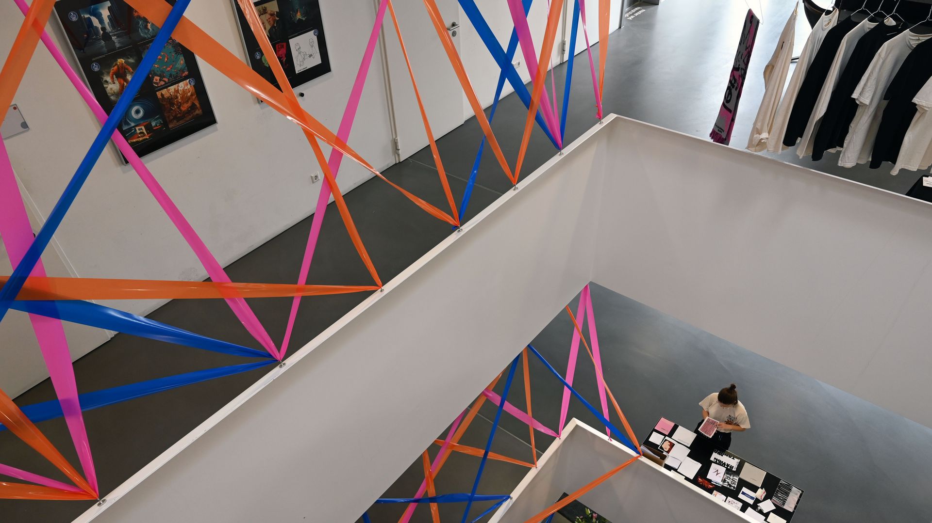 Foto mit Blick ins Treppenhaus