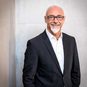 Portrait-Aufnahme von Prof. Dr. Oliver Haag