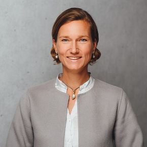 Portrait von Frau Prof. Dr. Feisel