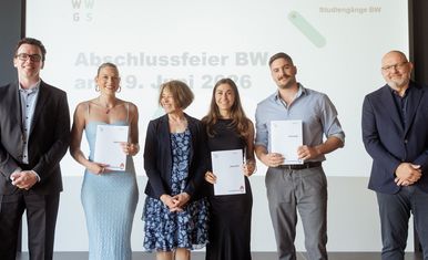 Abschlussfeier BW_Offizieller Teil_Verleihung der Studienabschlussurkunden. Foto: Felix Stoffel.
