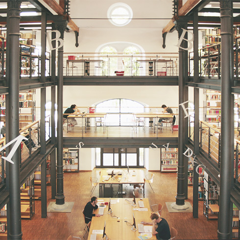 Bibliothek der HTWG Konstanz: Innenaufnahme der Halle