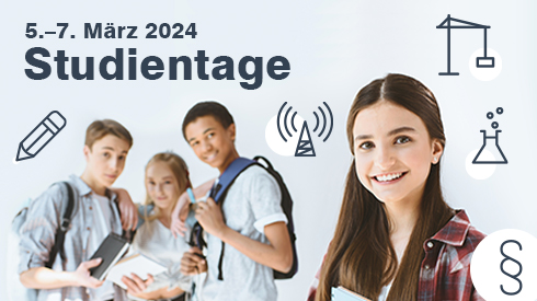 Text "5.-7. März 2024 Studientage", rechts im Bild der Kopf einer jungen Person, die lächelt, links drei junge Menschen mit Rucksäcken, die bis zum Oberkörper zu sehen sind. Im Hintergrund sind Zeichnungen wie ein Bleistift, Paragraphsymbol u.a.