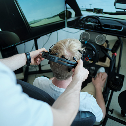Sustainable Engineering and Future Technologies: vehicle simulator with EEG