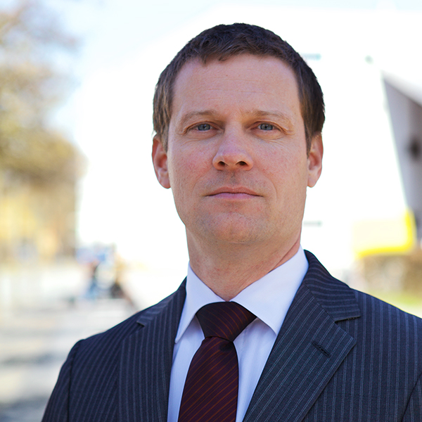 Portrait von Prof. Dr. Frank Best