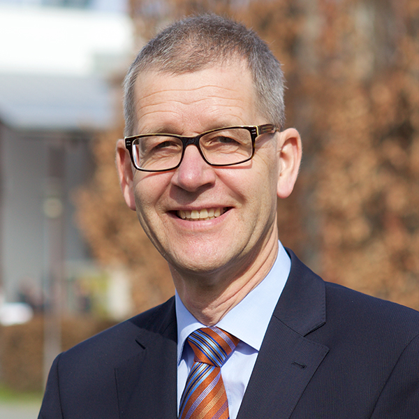 Portrait von Prof. Dr. Andreas Bertsch
