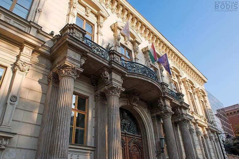 Eingangsportal der Andrássy Universität