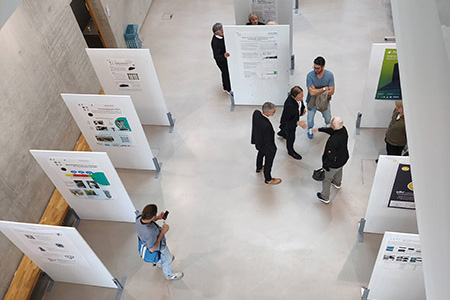 Überblick über Posterausstellung