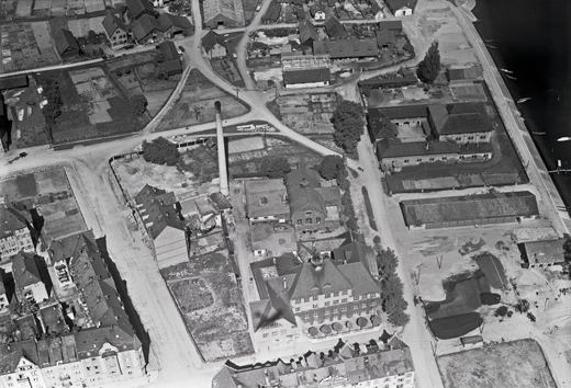 Quartier am Seerhein: vorne mittig, an der Brauneggerstraße, das Gebäude des Technikums (1925), Quelle: Bildarchiv ETH Zürich