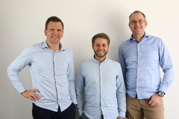 Das Management-Trio von Unisphere Michael Anger (Technologie), Christoph Selig (Business Development) und Christoph Schlettig (Strategie und Finanzen) heißen HTWG-Studierende willkommen. Gruppenfoto mit (von links) Michael Anger, Christoph Selig und Christoph Schlettig.